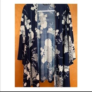 Short Kimono with Ivory Print